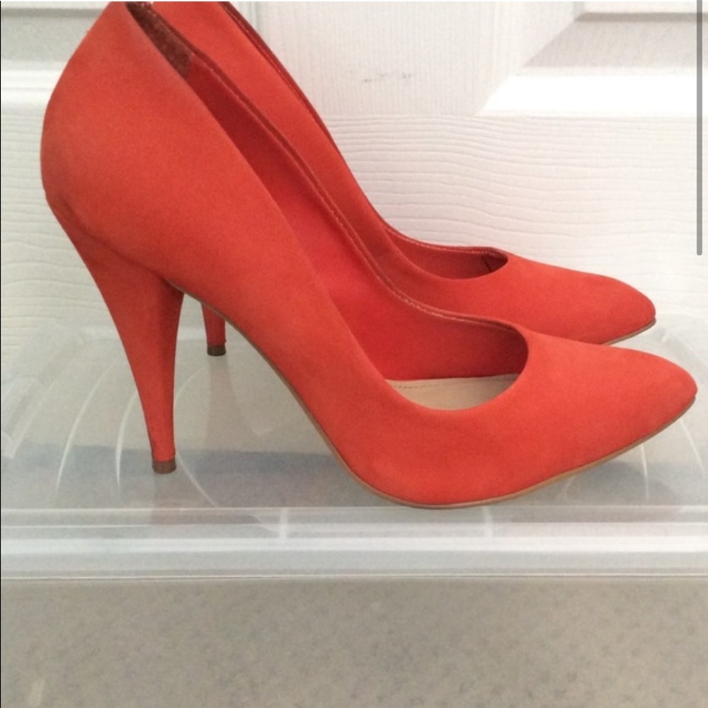 Shoemint Pointy Toe Heel - image 2